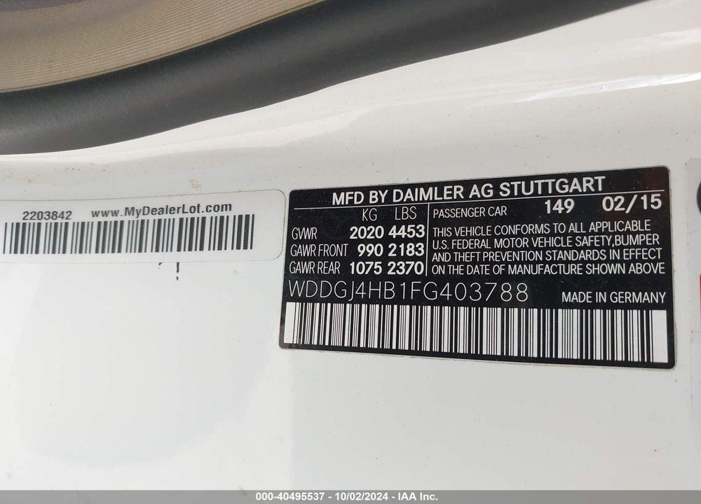 2015 MERCEDES-BENZ C VIN: WDDGJ4HB1FG403788