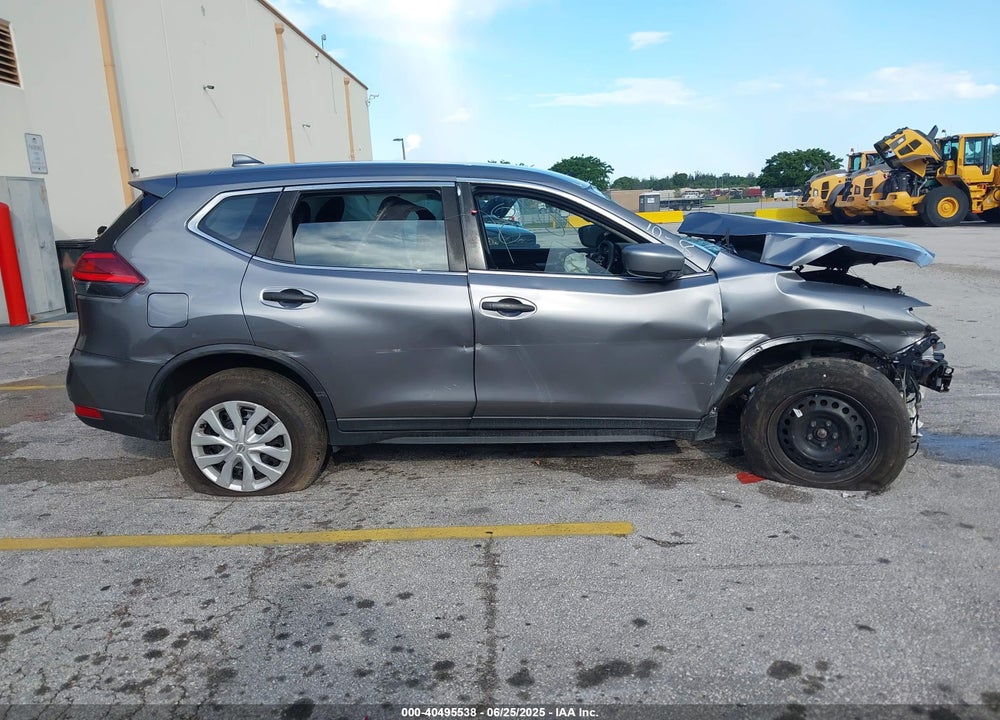 2017 NISSAN ROGUE S VIN: KNMAT2MT3HP505920