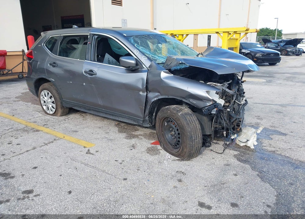 2017 NISSAN ROGUE S VIN: KNMAT2MT3HP505920