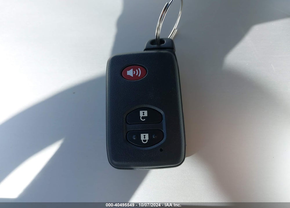 2010 TOYOTA PRIUS II VIN: JTDKN3DU1A0206583