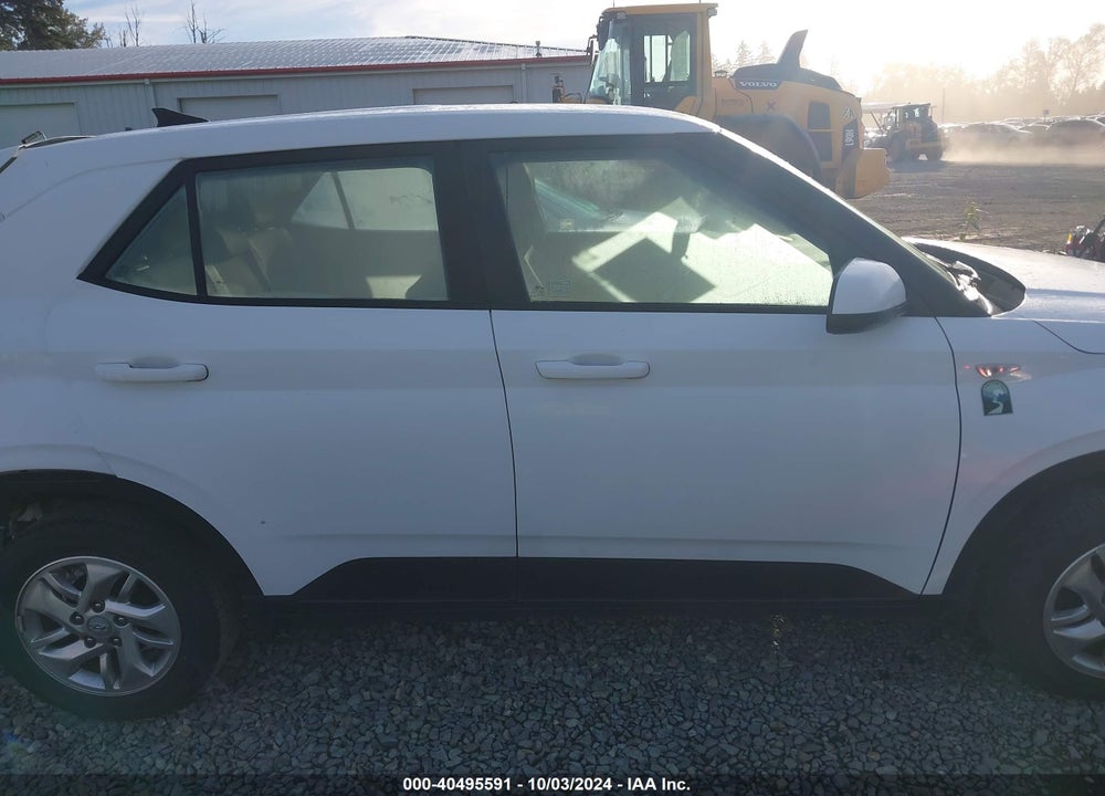2021 HYUNDAI VENUE SE VIN: KMHRB8A36MU108755
