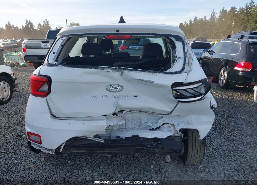 2021 HYUNDAI VENUE SE VIN: KMHRB8A36MU108755