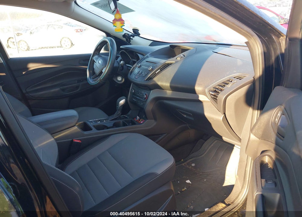 2018 FORD ESCAPE S VIN: 1FMCU0F72JUB35296