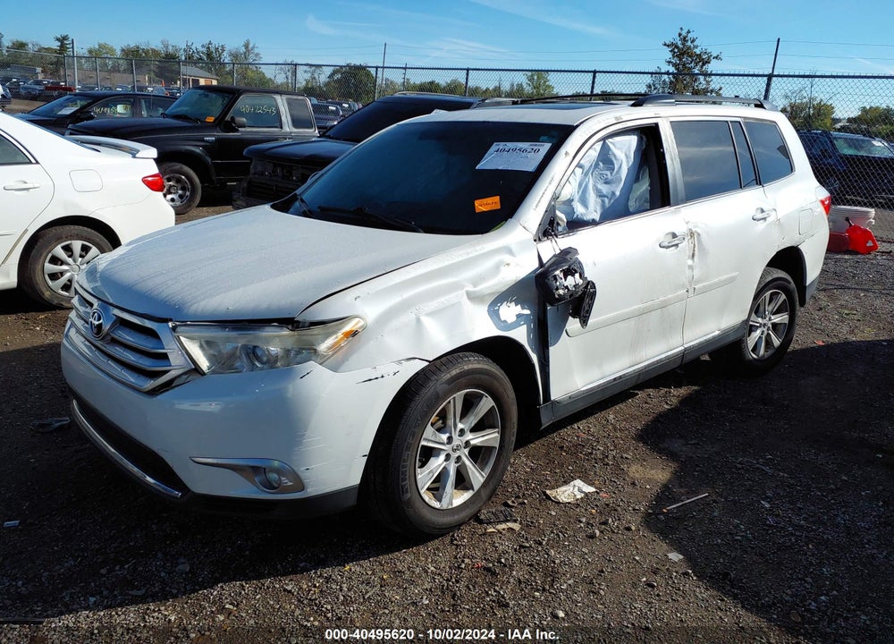 2011 TOYOTA HIGHLANDER SE V6 VIN: 5TDBK3EH2BS063801