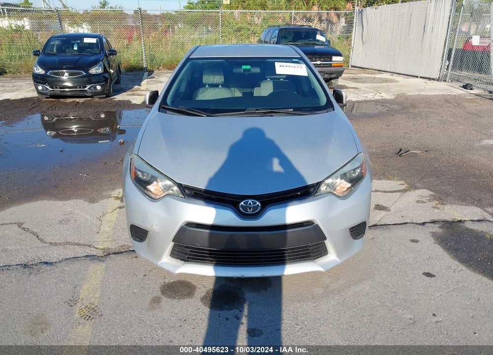 2015 TOYOTA COROLLA LE VIN: 5YFBURHE2FP335762
