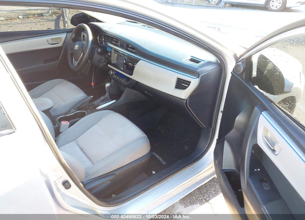 2015 TOYOTA COROLLA LE VIN: 5YFBURHE2FP335762