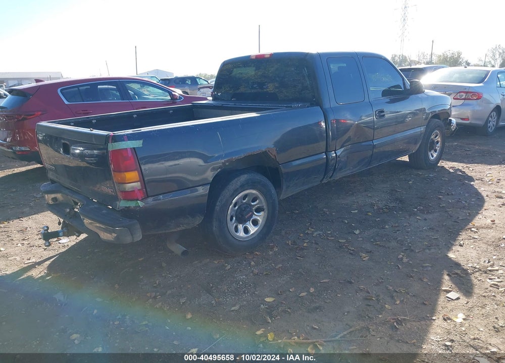 2003 GMC SIERRA 1500 VIN: 2GTEC19V231268445
