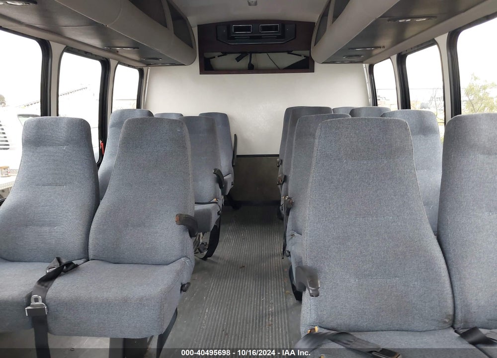 2006 FORD E-450 CUTAWAY VIN: 1FDXE45SX6DA06290