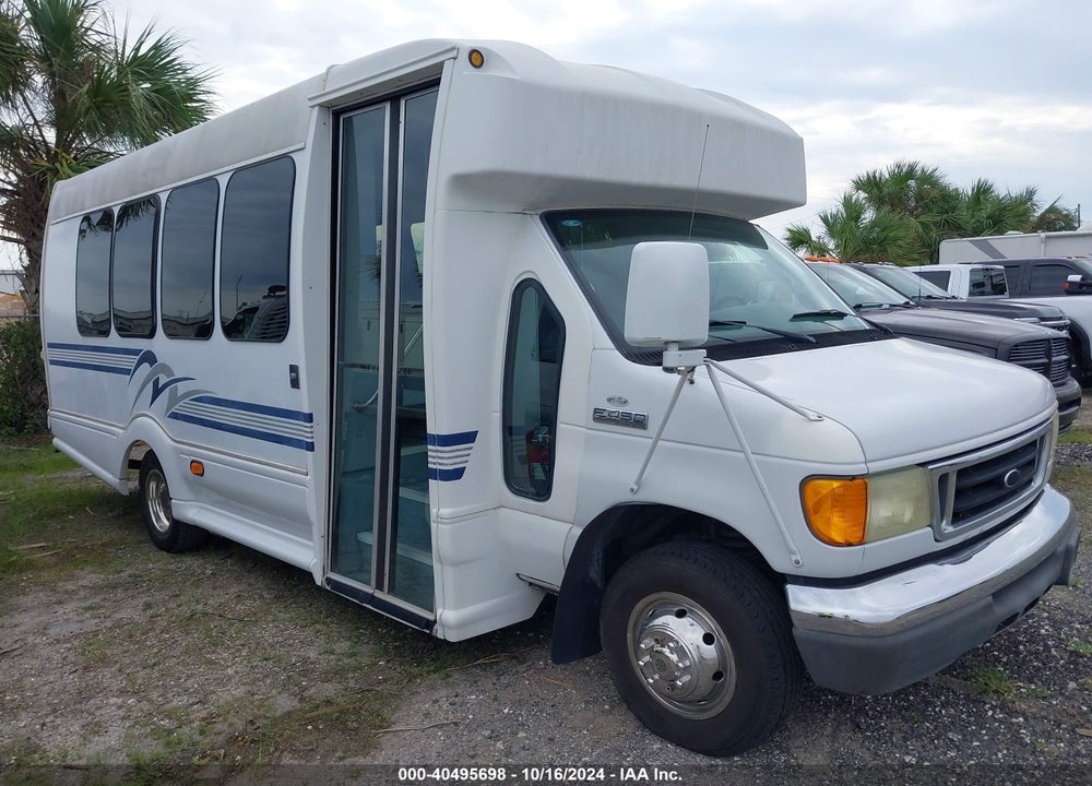 2006 FORD E-450 CUTAWAY VIN: 1FDXE45SX6DA06290