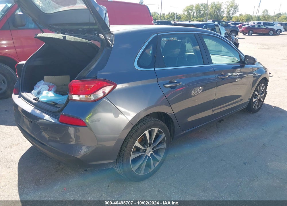 2018 HYUNDAI ELANTRA GT VIN: KMHH35LE4JU014679
