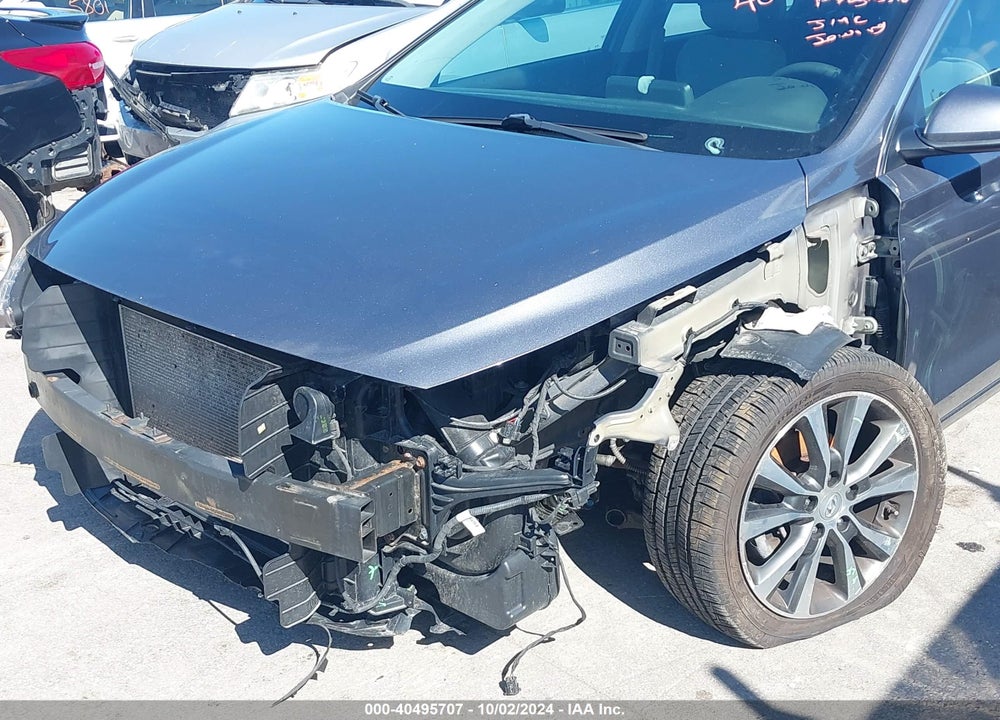 2018 HYUNDAI ELANTRA GT VIN: KMHH35LE4JU014679