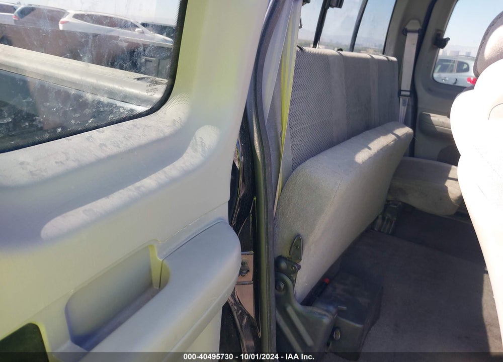 2002 FORD F-150 LARIAT/XL/XLT VIN: 1FTRX18L82NA88034