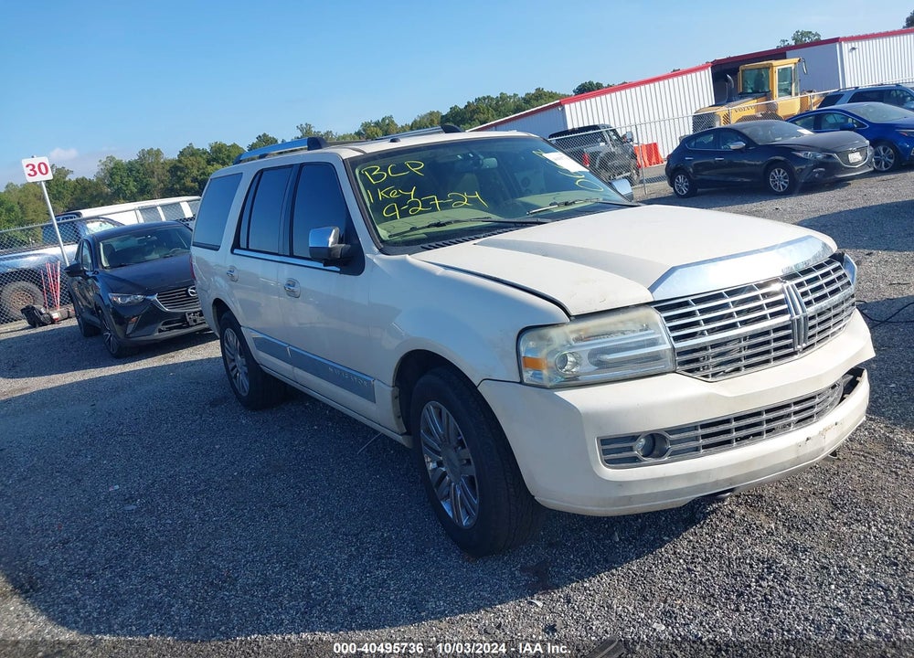 2008 LINCOLN NAVIGATOR VIN: 5LMFU285X8LJ00667