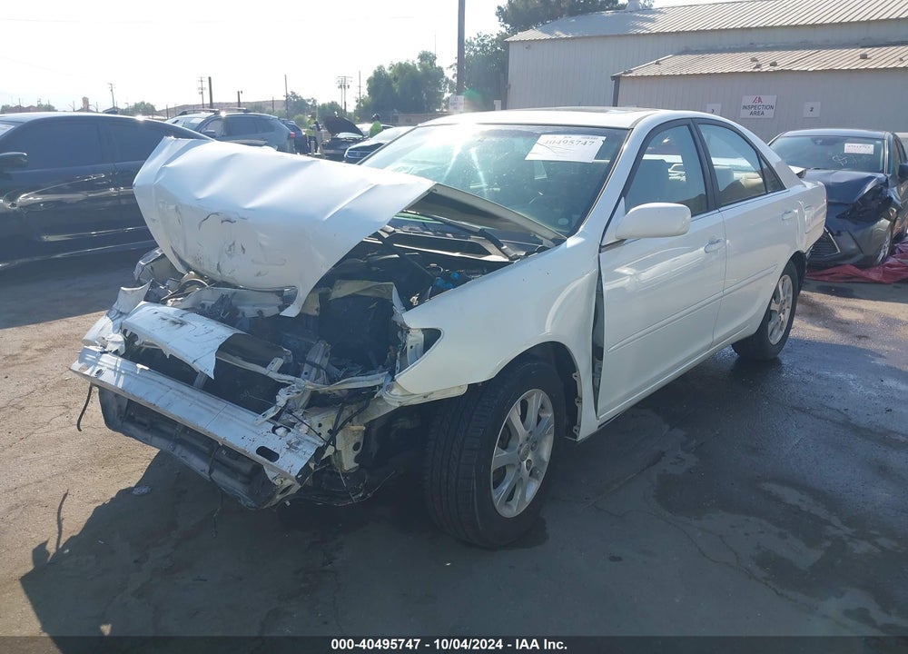 2004 TOYOTA CAMRY LE/XLE VIN: JTDBE32K240266040