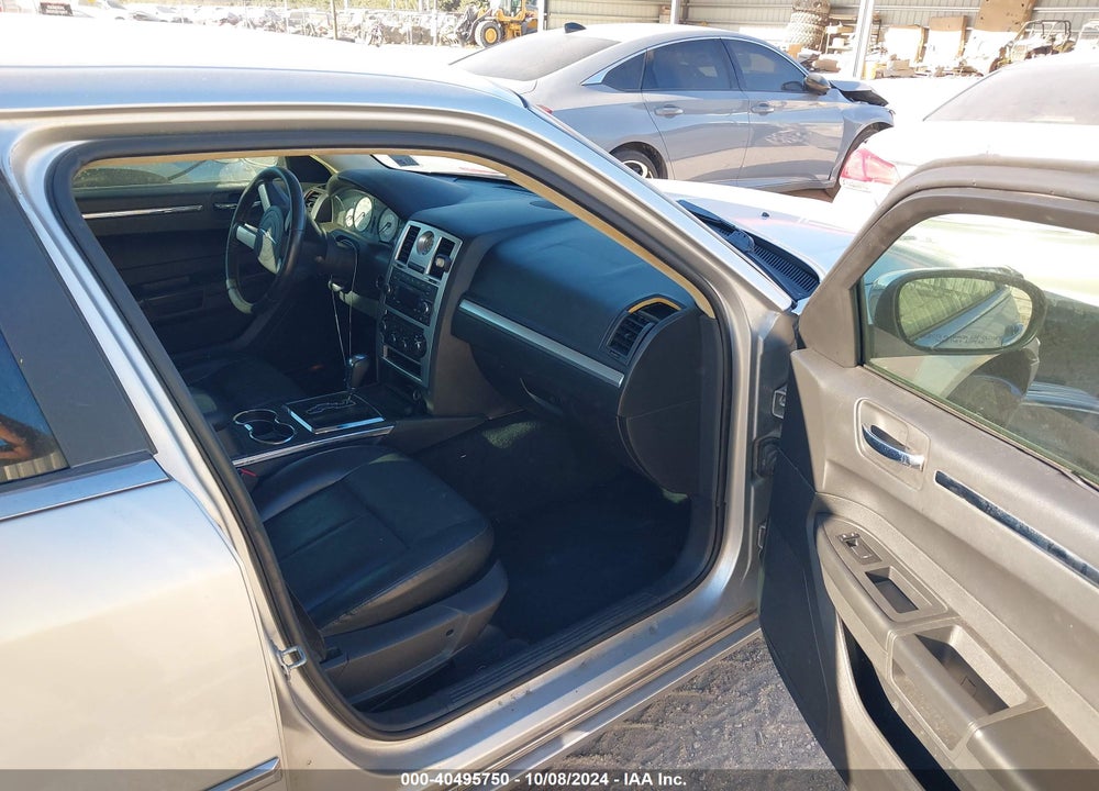 2010 CHRYSLER 300 TOURING/SIGNATURE SERIES/EXECUTIVE SERIES VIN: 2C3CA5CV0AH164574