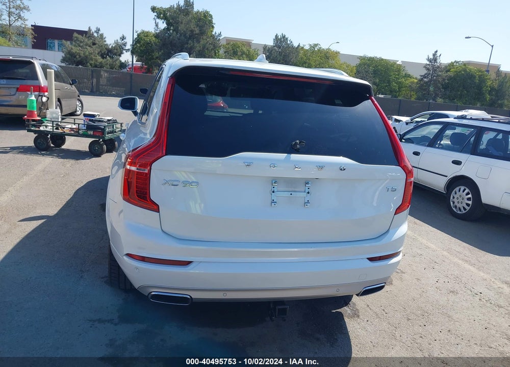 2020 VOLVO XC90 T5 MOMENTUM 7 PASSENGER VIN: YV4102CK6L1537237