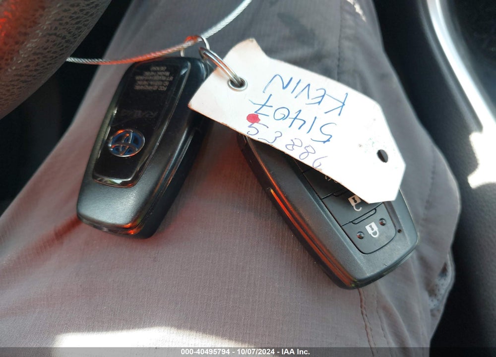 2020 TOYOTA RAV4 HYBRID XLE VIN: JTMRWRFV6LD066448