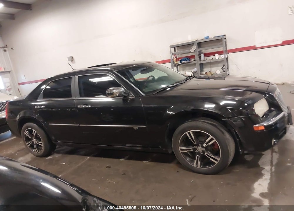 2008 CHRYSLER 300C VIN: 2C3LK63H38H262120