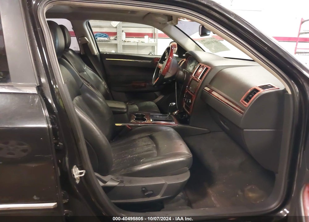 2008 CHRYSLER 300C VIN: 2C3LK63H38H262120