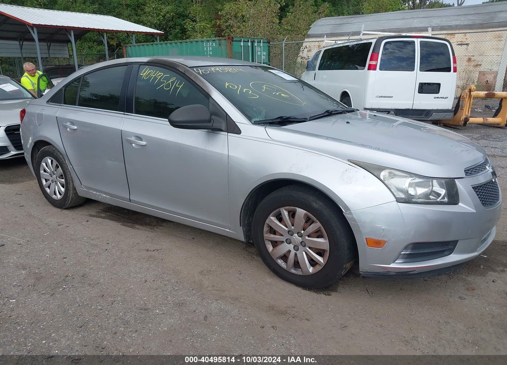 2011 CHEVROLET CRUZE LS VIN: 1G1PC5SH1B7149462
