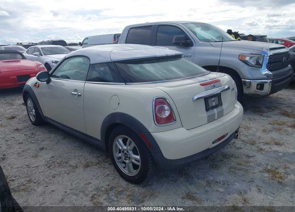 2012 MINI COOPER VIN: WMWSX1C56CT300286