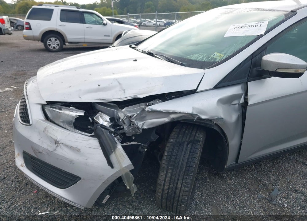 2015 FORD FOCUS SE VIN: 1FADP3F23FL344460