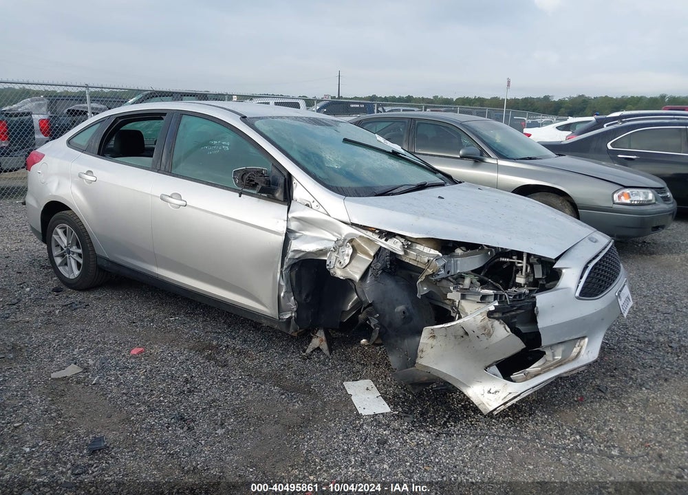 2015 FORD FOCUS SE VIN: 1FADP3F23FL344460
