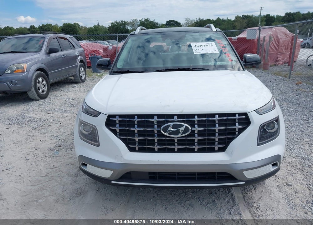 2022 HYUNDAI VENUE LIMITED VIN: KMHRC8A31NU189386