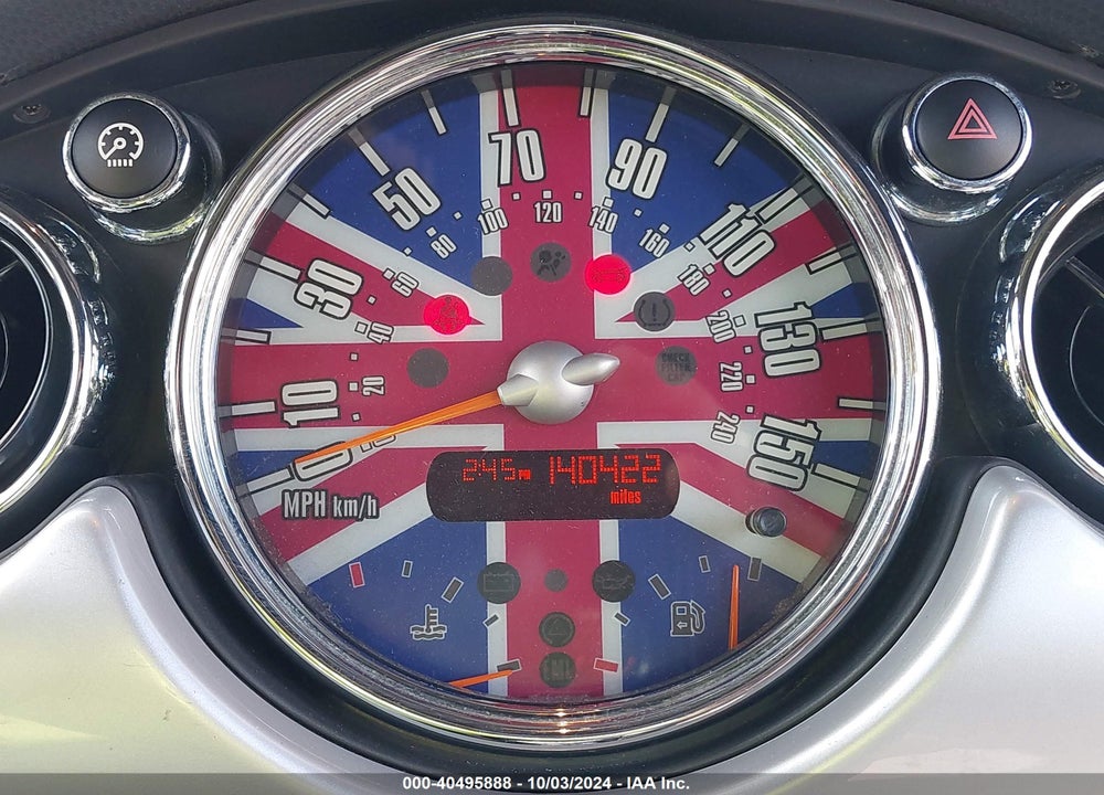 2008 MINI COOPER S VIN: WMWRH33508TU80069
