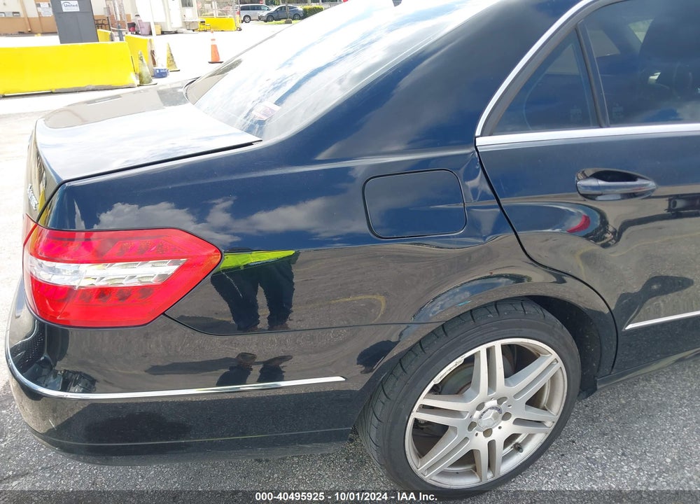 2011 MERCEDES-BENZ E 350 4MATIC VIN: WDDHF8HB7BA460636