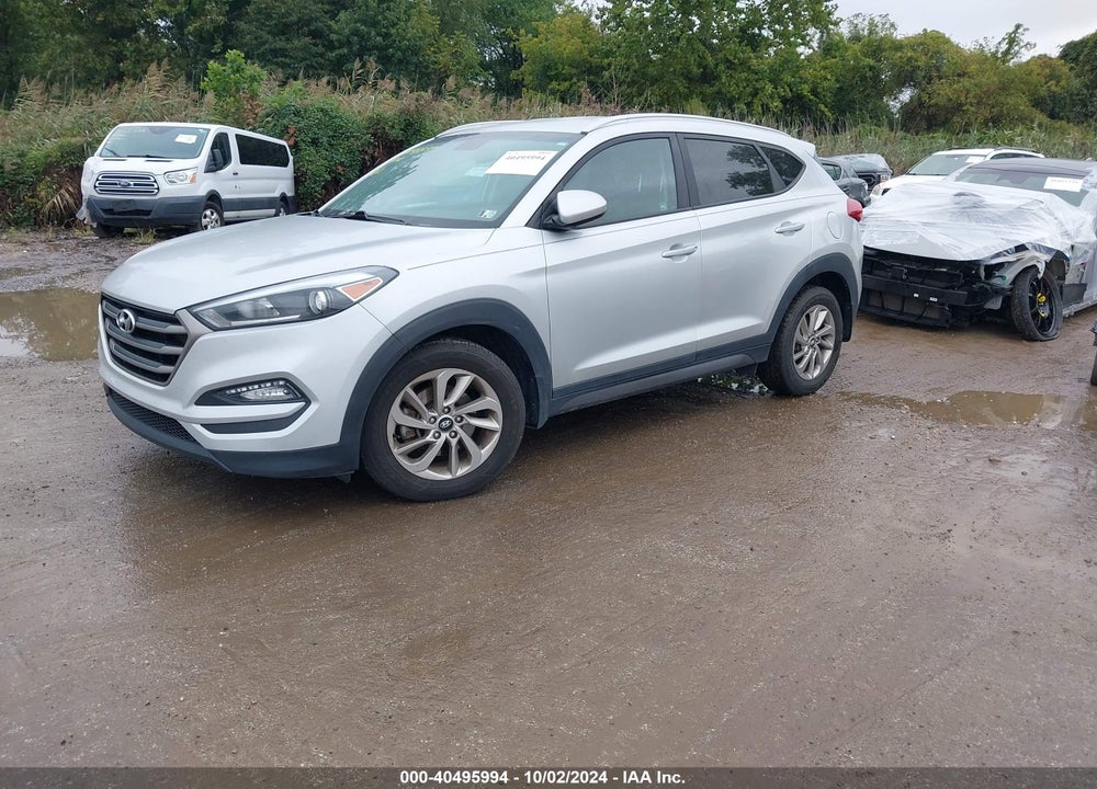 2016 HYUNDAI TUCSON SE VIN: KM8J3CA43GU259045