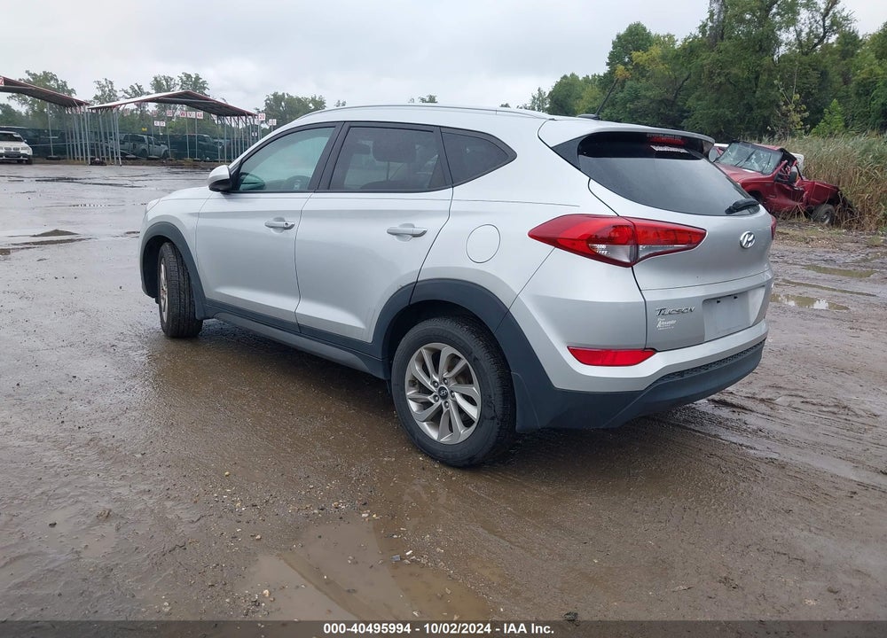 2016 HYUNDAI TUCSON SE VIN: KM8J3CA43GU259045