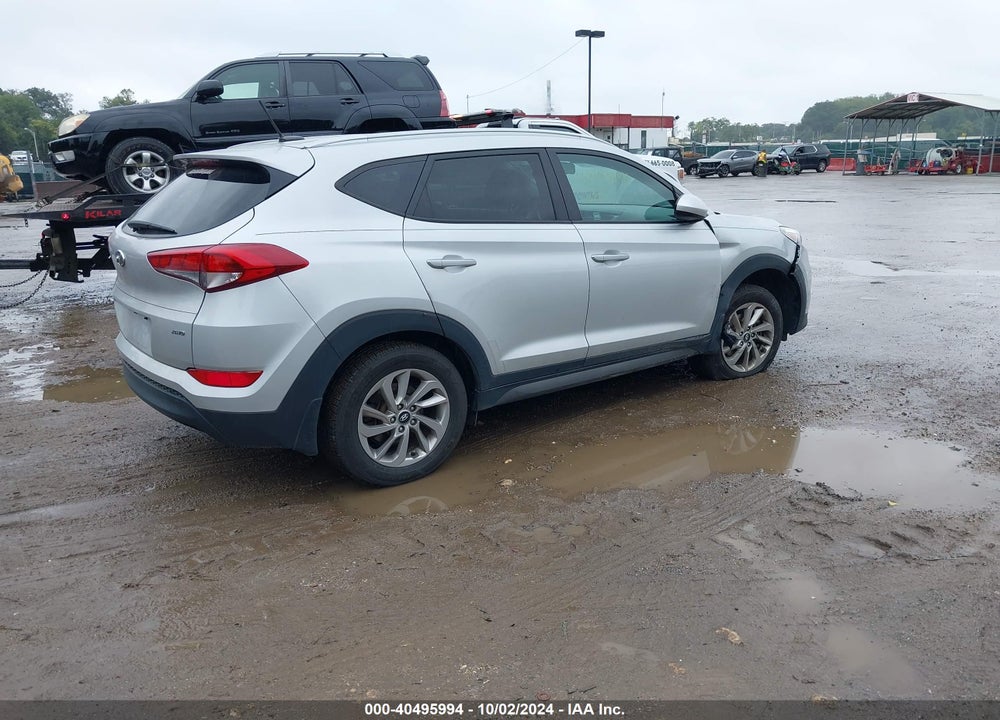 2016 HYUNDAI TUCSON SE VIN: KM8J3CA43GU259045