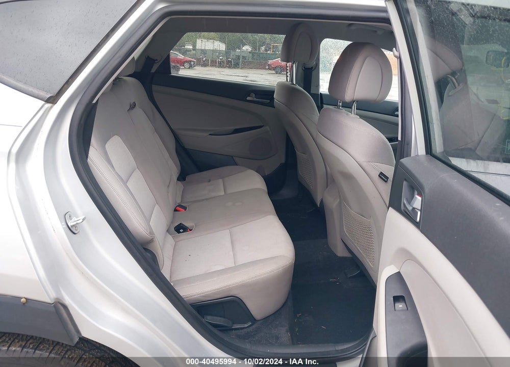2016 HYUNDAI TUCSON SE VIN: KM8J3CA43GU259045