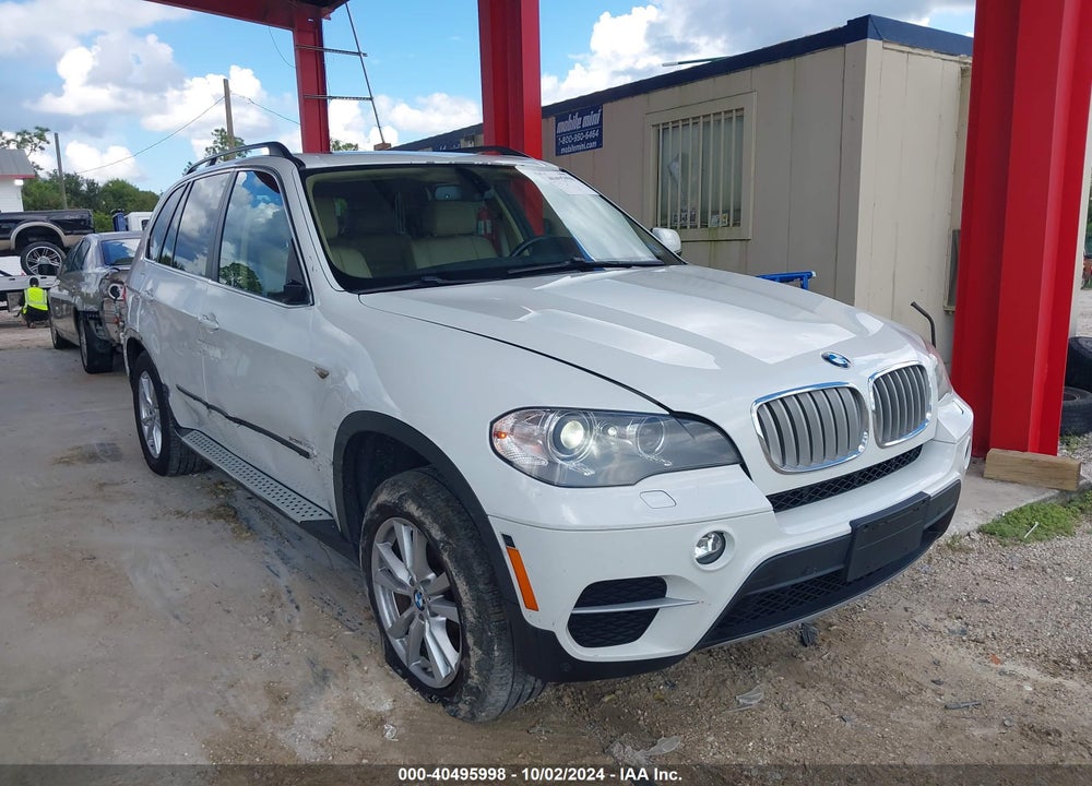 2013 BMW X5 XDRIVE35I/XDRIVE35I PREMIUM/XDRIVE35I SPORT ACTIVITY VIN: 5UXZV4C50D0B10545