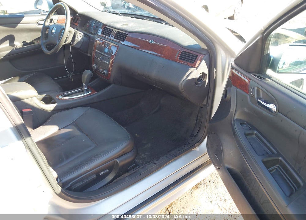2010 CHEVROLET IMPALA LT VIN: 2G1WB5ENXA1151738