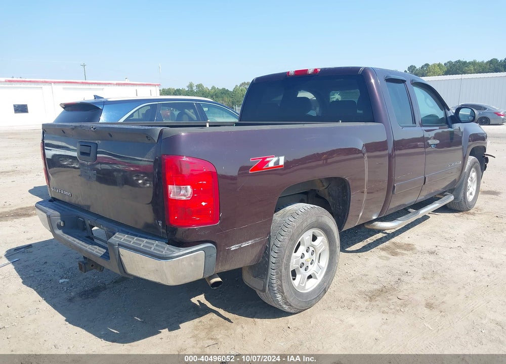 2008 CHEVROLET SILVERADO 1500 LT1 VIN: 2GCEC19J981179038