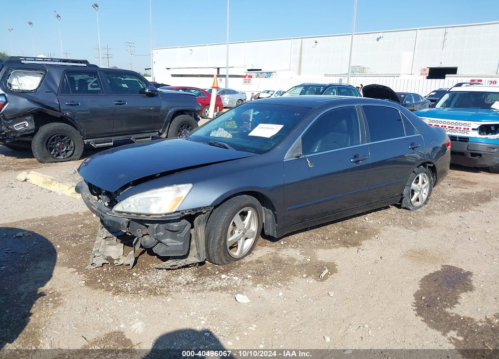 2003 HONDA ACCORD 2.4 EX VIN: JHMCM56683C070499