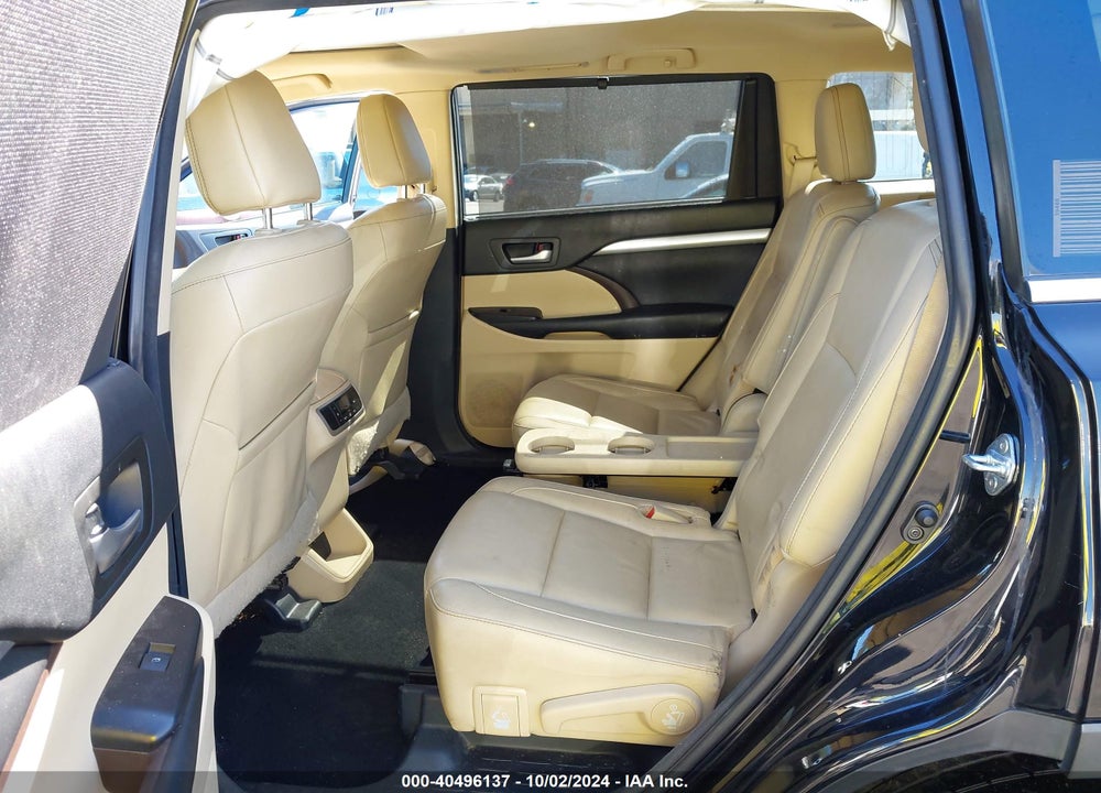 2017 TOYOTA HIGHLANDER XLE VIN: 5TDJZRFH7HS430158