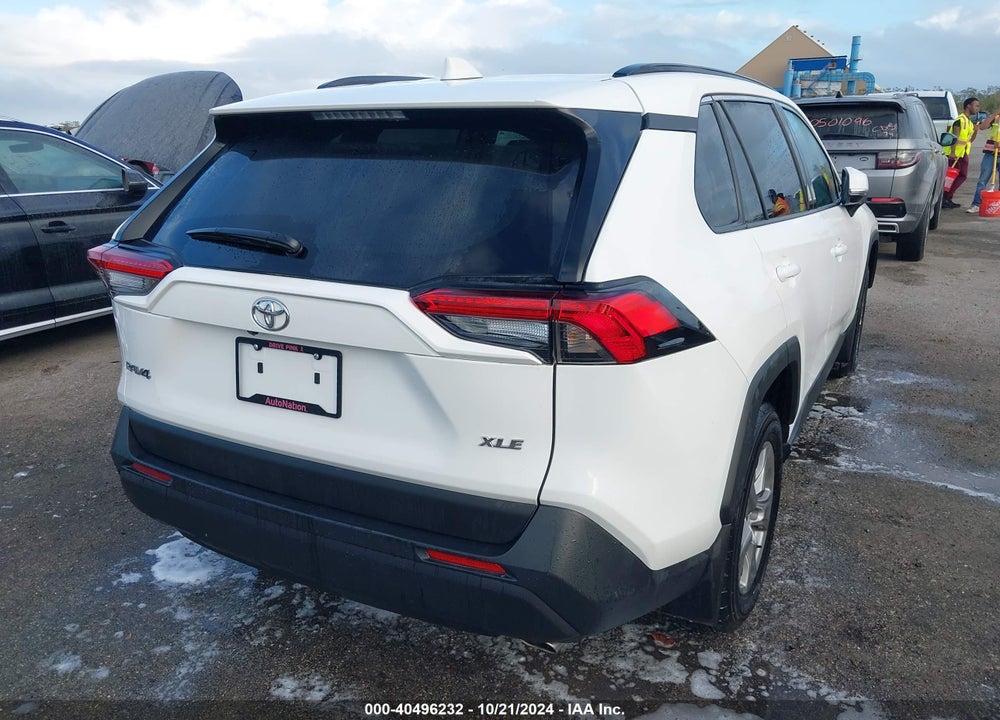 2024 TOYOTA RAV4 XLE VIN: 2T3W1RFV5RW335276