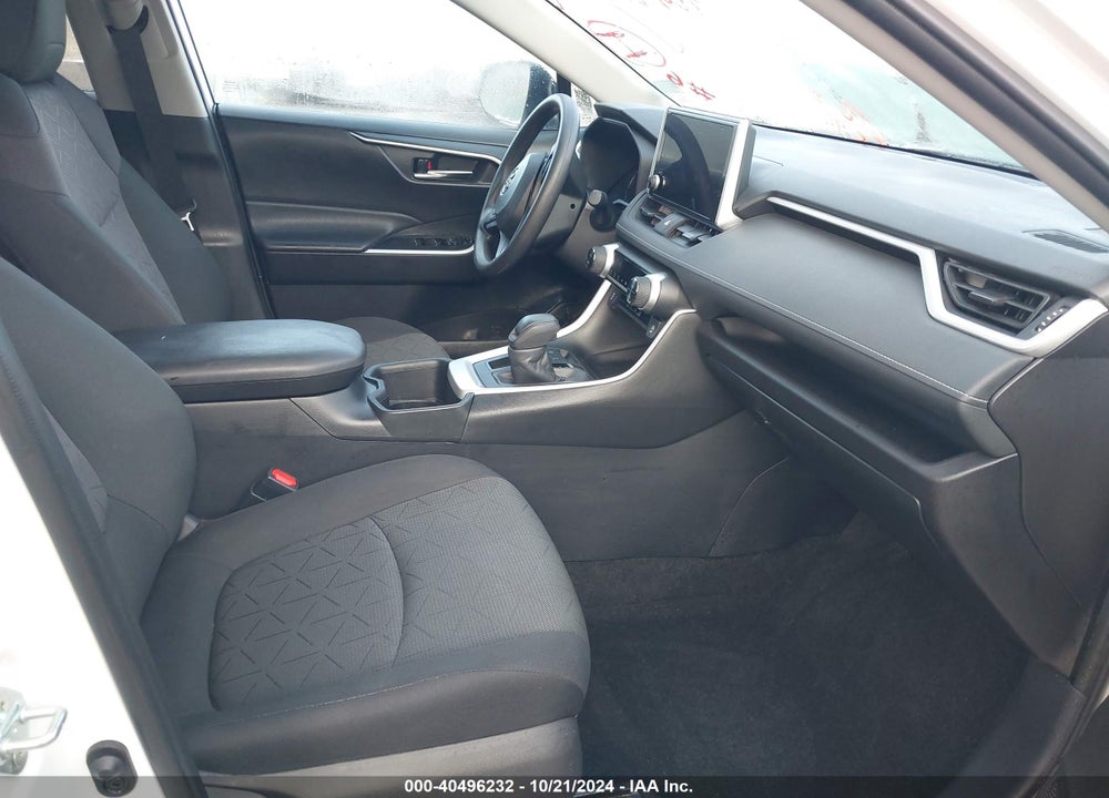 2024 TOYOTA RAV4 XLE VIN: 2T3W1RFV5RW335276
