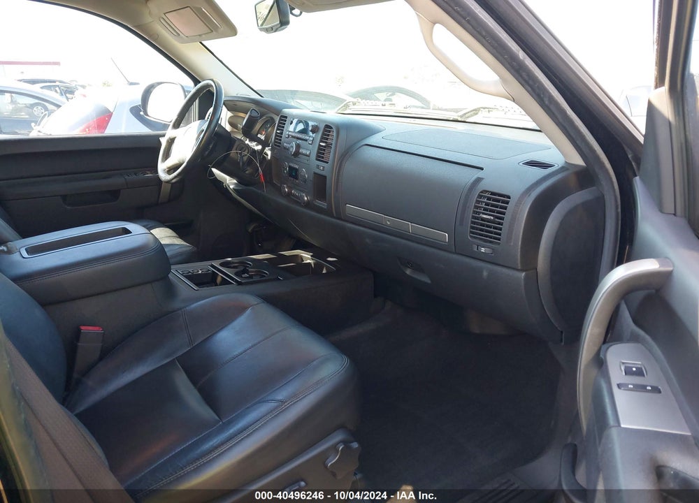 2011 CHEVROLET SILVERADO 1500 LT VIN: 1GCRCSE07BZ416547