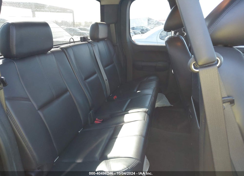 2011 CHEVROLET SILVERADO 1500 LT VIN: 1GCRCSE07BZ416547