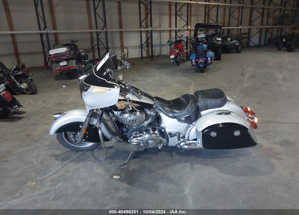 2016 INDIAN MOTORCYCLE CO. CHIEFTAIN VIN: 56KTCAAA9G3340882