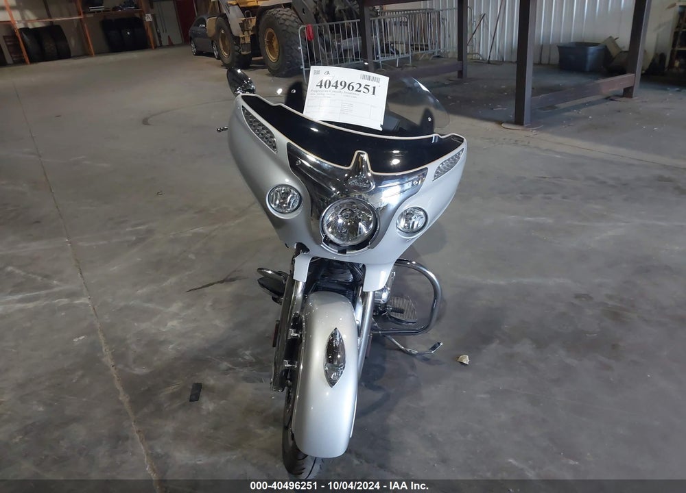 2016 INDIAN MOTORCYCLE CO. CHIEFTAIN VIN: 56KTCAAA9G3340882
