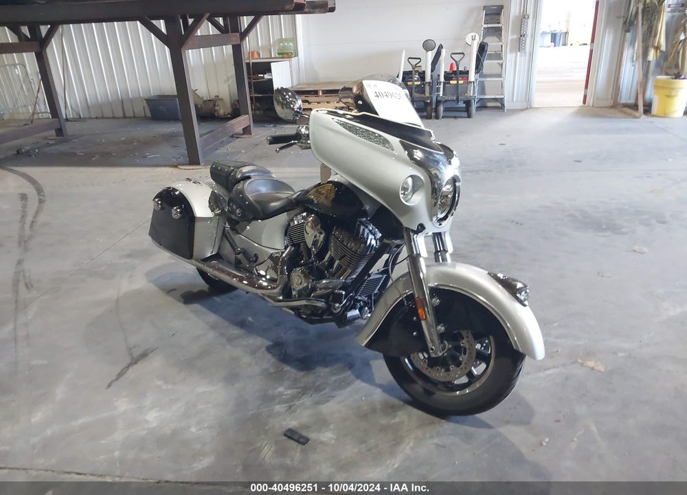 2016 INDIAN MOTORCYCLE CO. CHIEFTAIN VIN: 56KTCAAA9G3340882