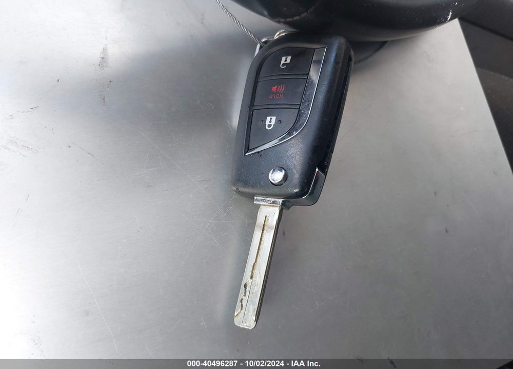 2018 TOYOTA C-HR XLE VIN: JTNKHMBX3J1008281