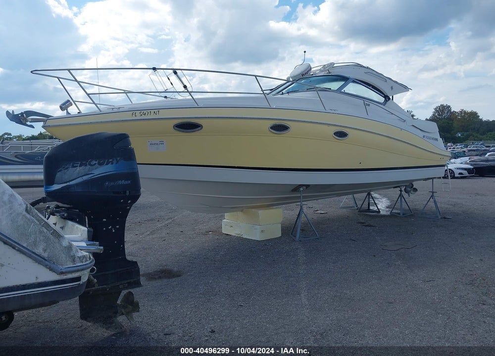 2009 FOUR WINNS BOAT VIN: GFNCA001C809