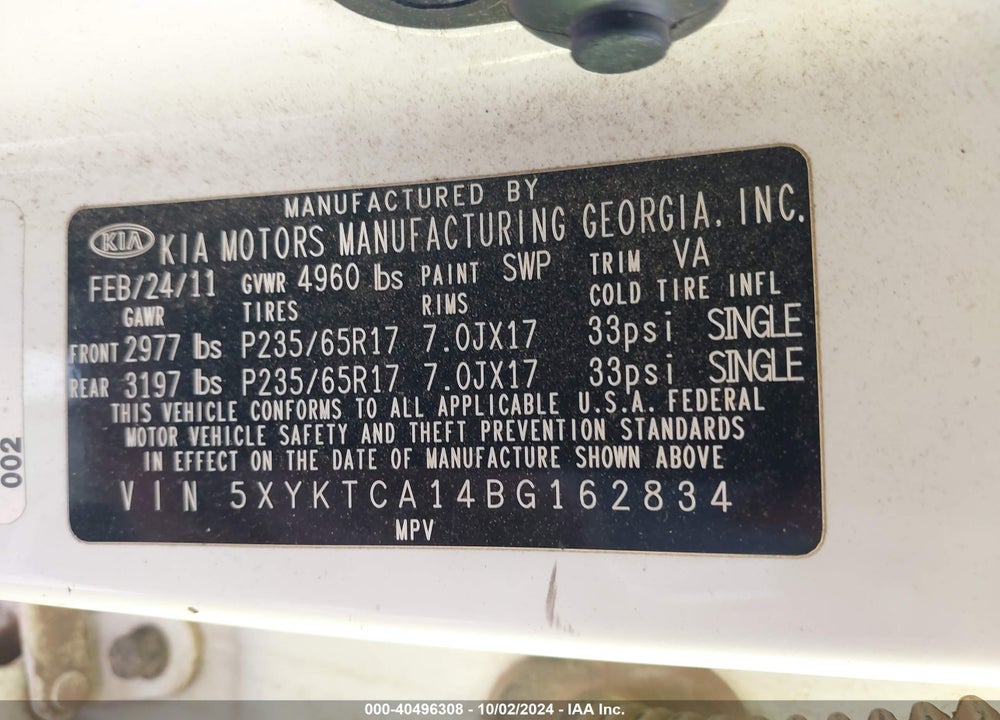 2011 KIA SORENTO LX VIN: 5XYKTCA14BG162834