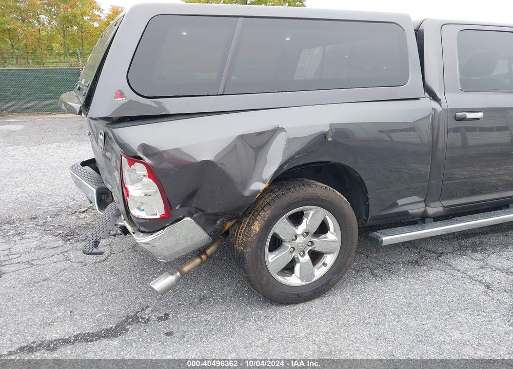 2018 RAM 1500 VIN: 1C6RR7TT6JS272092
